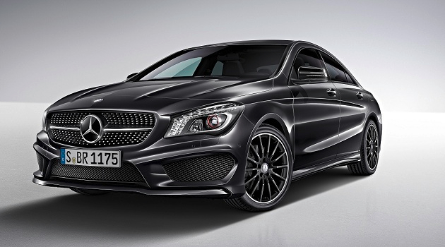 Mercedes-Benz CLA 250 Edition 1 Kosmosschwarz 2013  /  Mercedes-