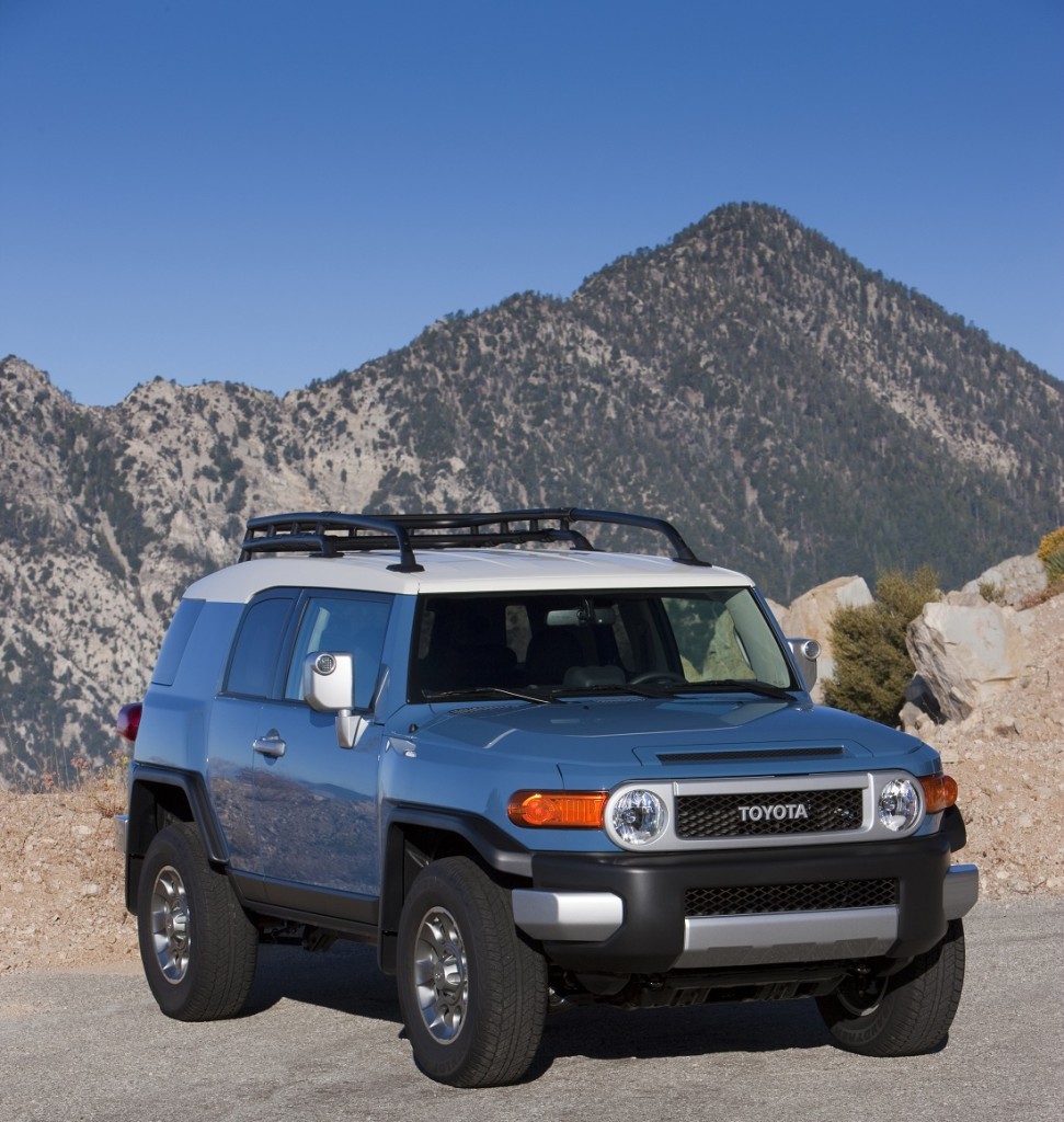 Toyota FJ Cruiser Модельный ряд